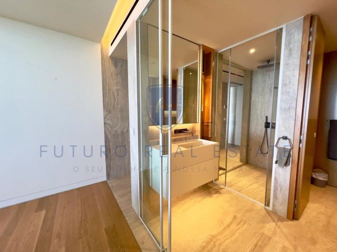 Apartamento T1 para Venda em São Martinho Foto 21