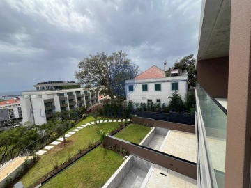 Apartamento T1 para Venda em Funchal (Santa Luzia)