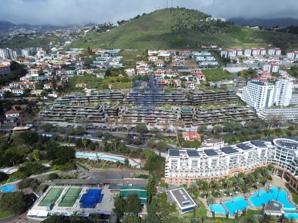 Apartamento T2 para Venda em São Martinho Foto 52