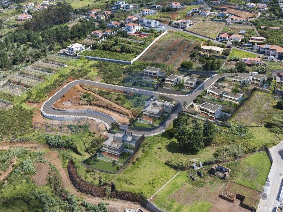 Moradia T2 para Venda em Arco da Calheta Foto 22