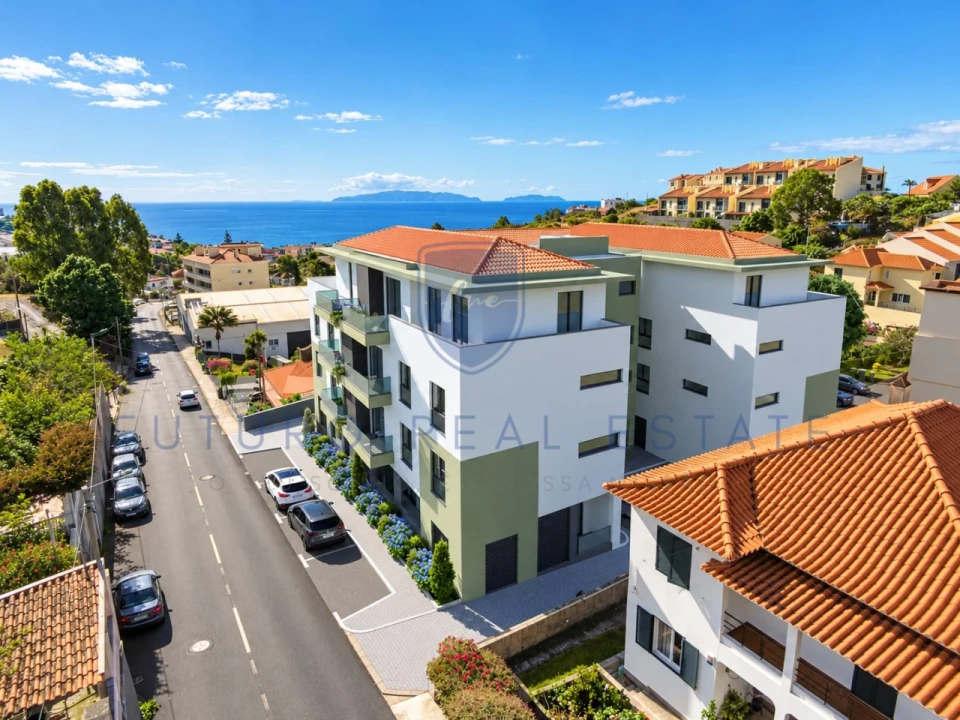Apartamento T2 para Venda em Caniço Foto 19