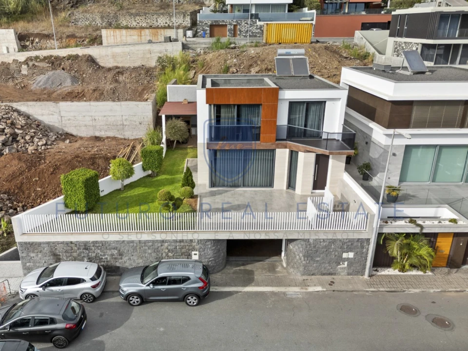 Moradia T3 para Venda em São Martinho Foto 31