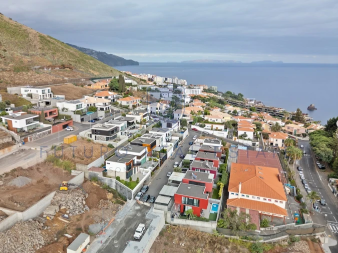Moradia T3 para Venda em São Martinho Foto 37