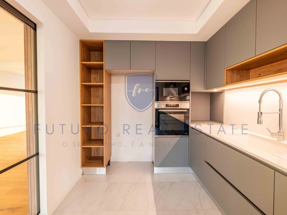 Apartamento T2 para Venda em São Martinho Foto 8