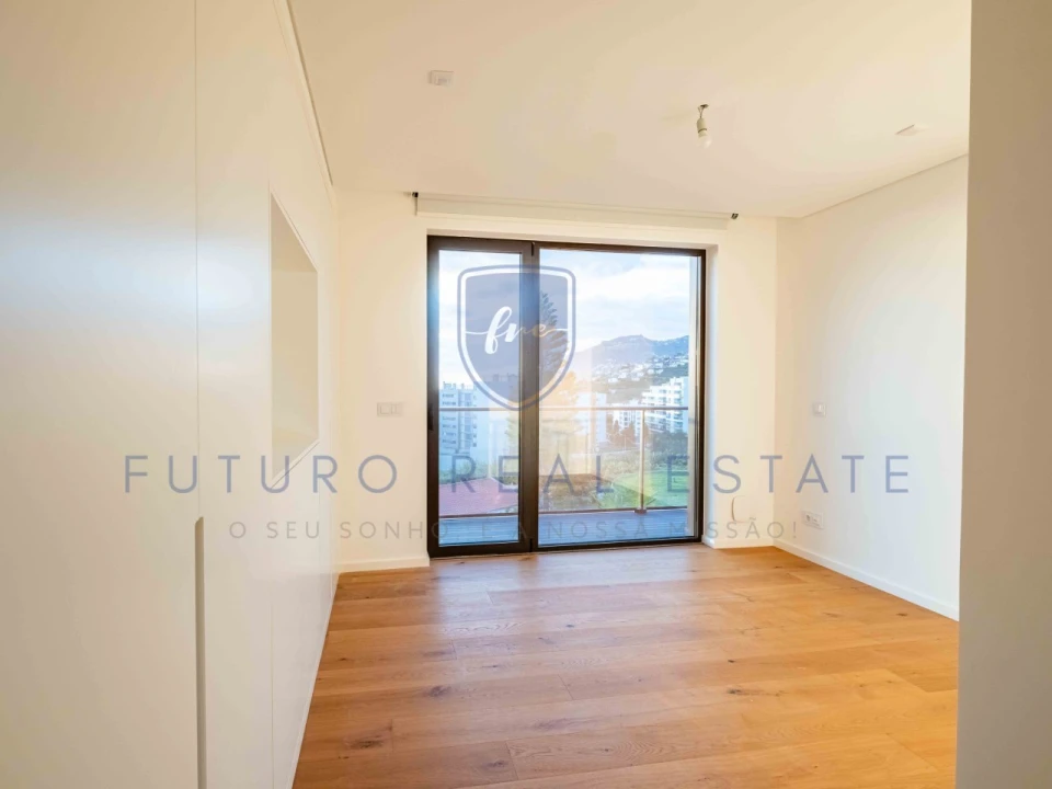 Apartamento T2 para Venda em São Martinho Foto 15