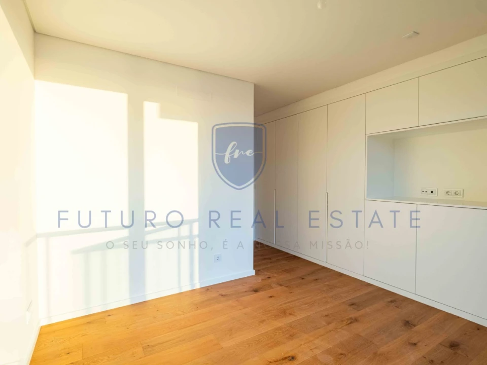 Apartamento T2 para Venda em São Martinho Foto 16