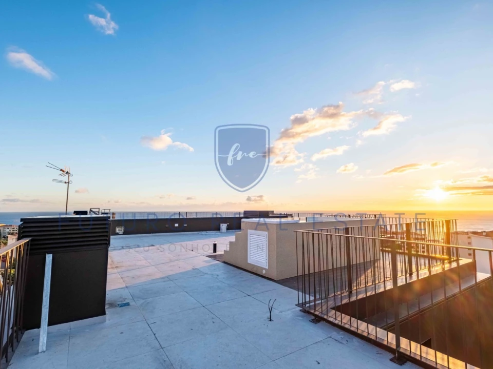Apartamento T2 para Venda em São Martinho Foto 22