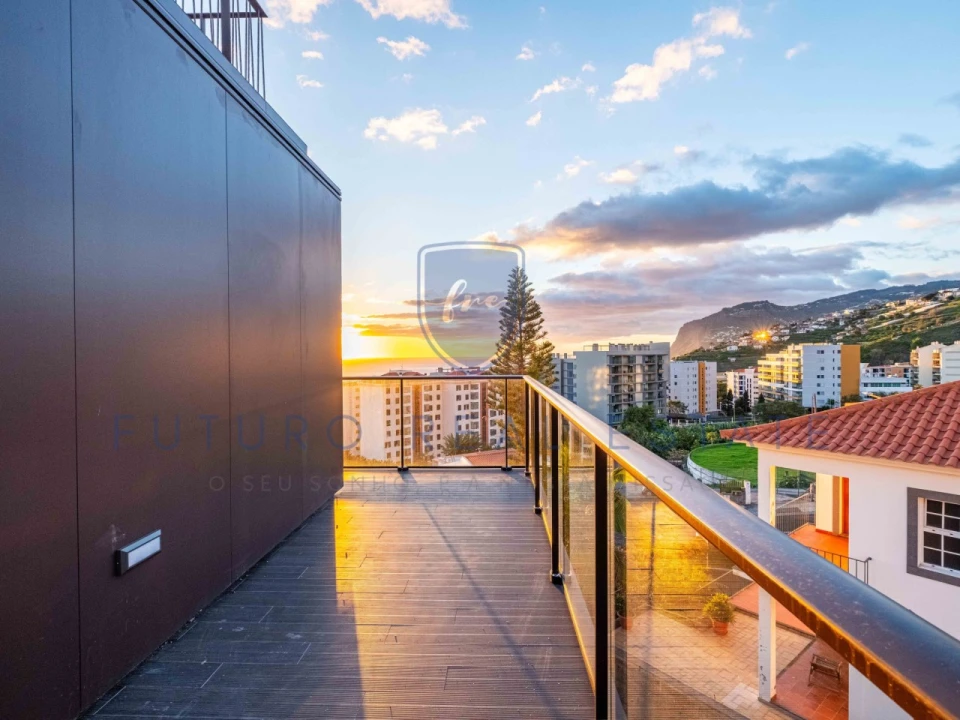 Apartamento T2 para Venda em São Martinho Foto 17