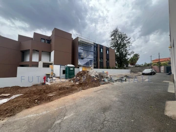 Apartamento T3 para Venda em Funchal (Santa Luzia)
