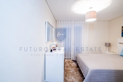 Apartamento T2 para Venda em Funchal (Se)