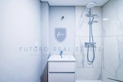 Apartamento T2 para Venda em Funchal (Se)