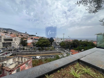 Apartamento T3 para Venda em Funchal (Santa Luzia)