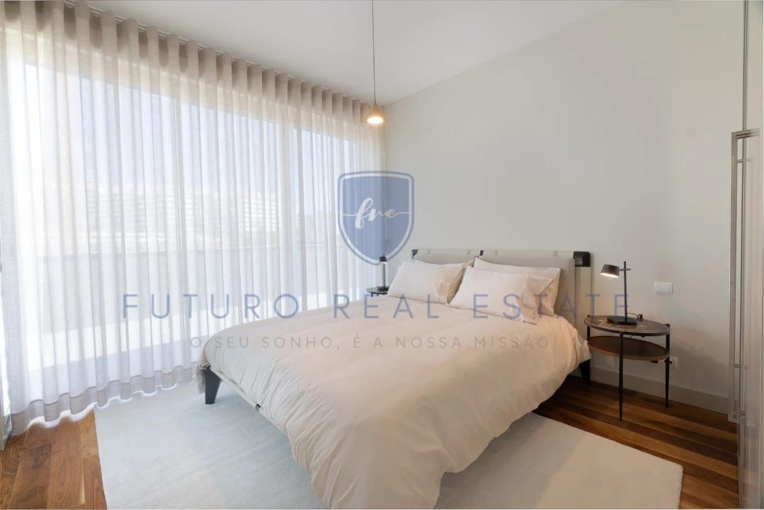 Apartamento T4 para Venda em São Martinho Foto 9