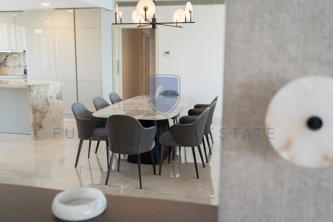 Apartamento T4 para Venda em São Martinho Foto 6