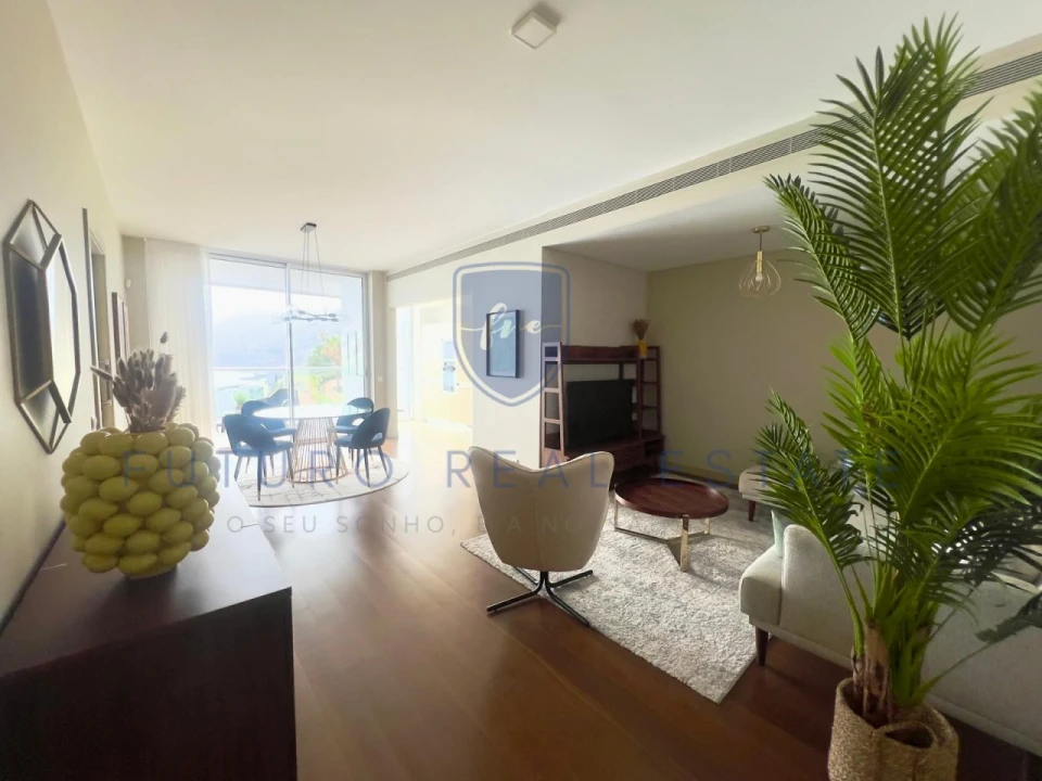 Apartamento T2 para Venda em São Martinho Foto 4