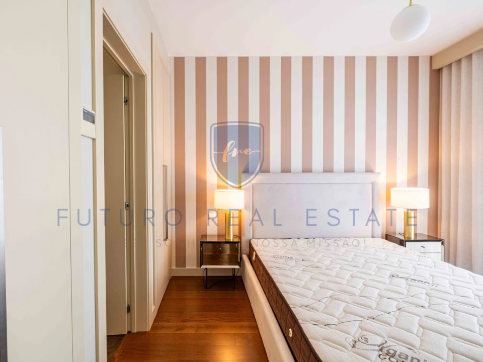 Apartamento T2 para Venda em São Martinho Foto 12