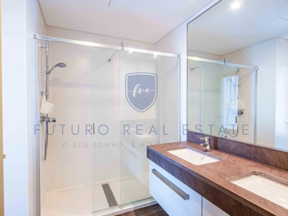 Apartamento T2 para Venda em São Martinho Foto 23