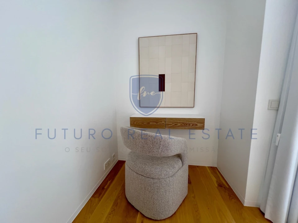 Moradia T4 para Venda em São Martinho Foto 27