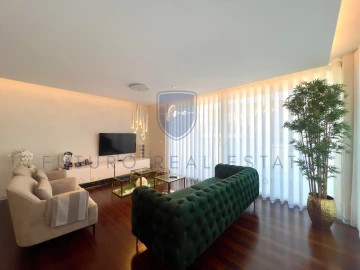 Apartamento T3 para Venda em Funchal (Se)