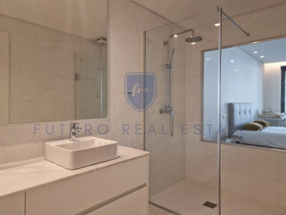 Apartamento T3 para Venda em São Martinho Foto 28