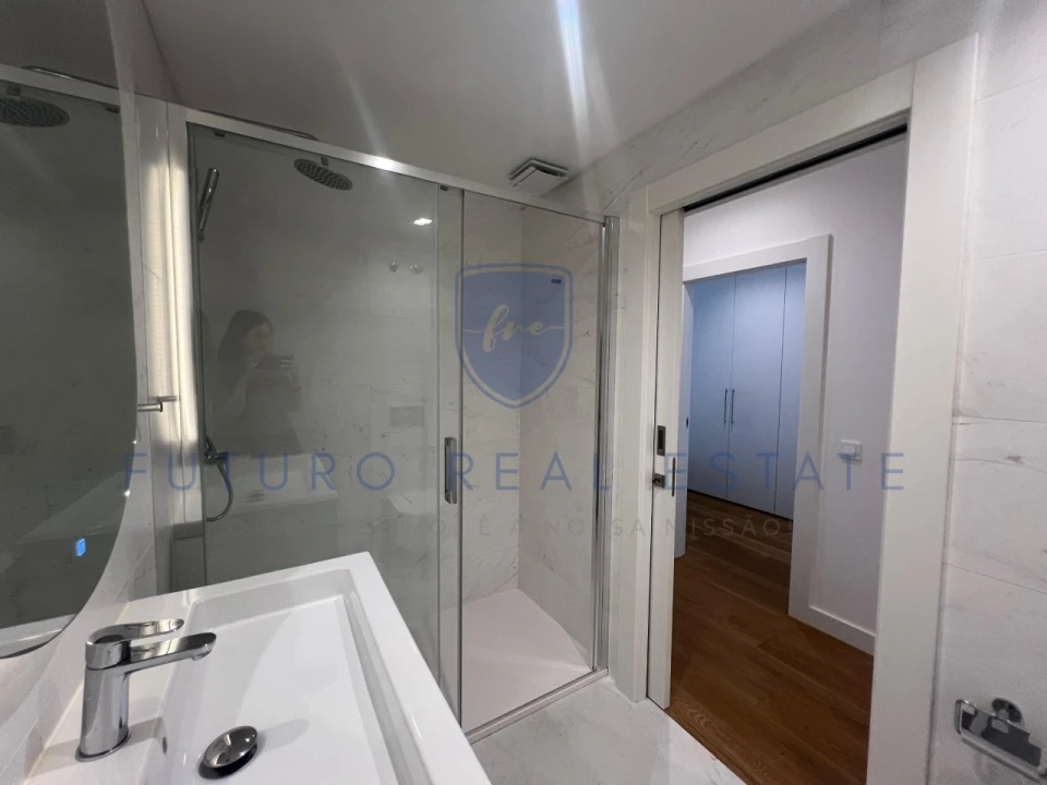 Apartamento T3 para Venda em São Martinho Foto 32