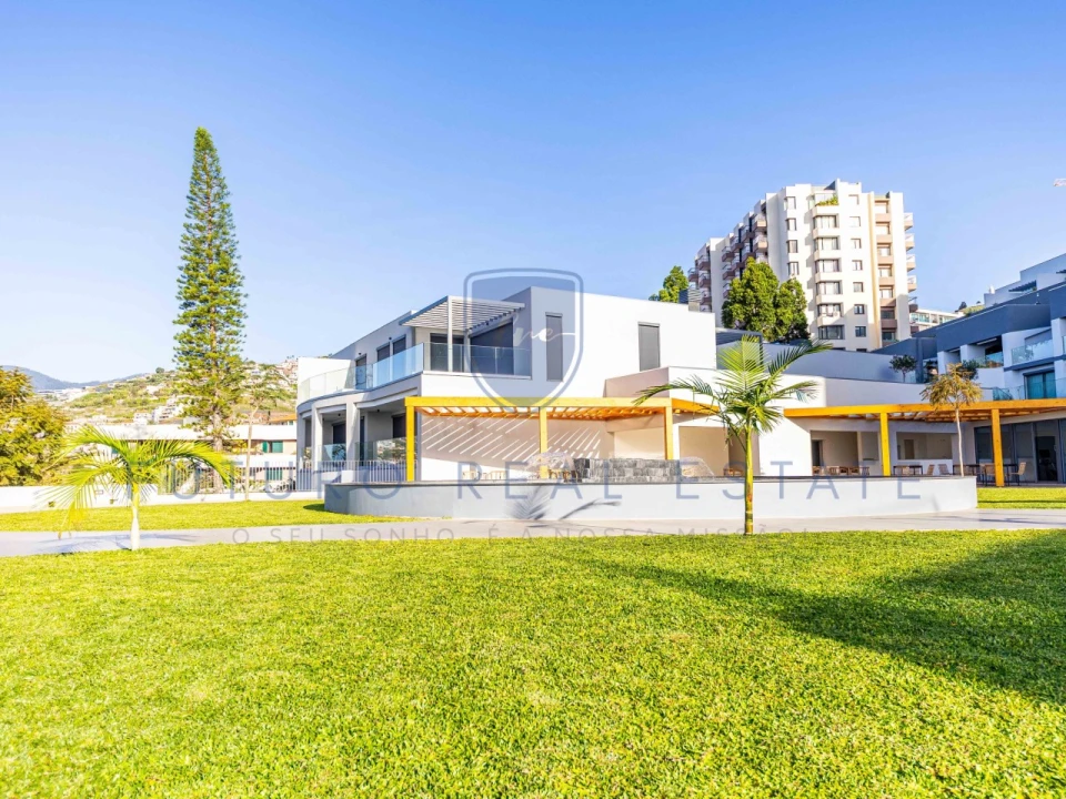 Apartamento T3 para Venda em São Martinho Foto 61