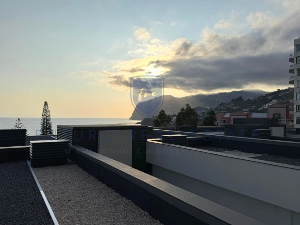 Apartamento T3 para Venda em São Martinho Foto 1