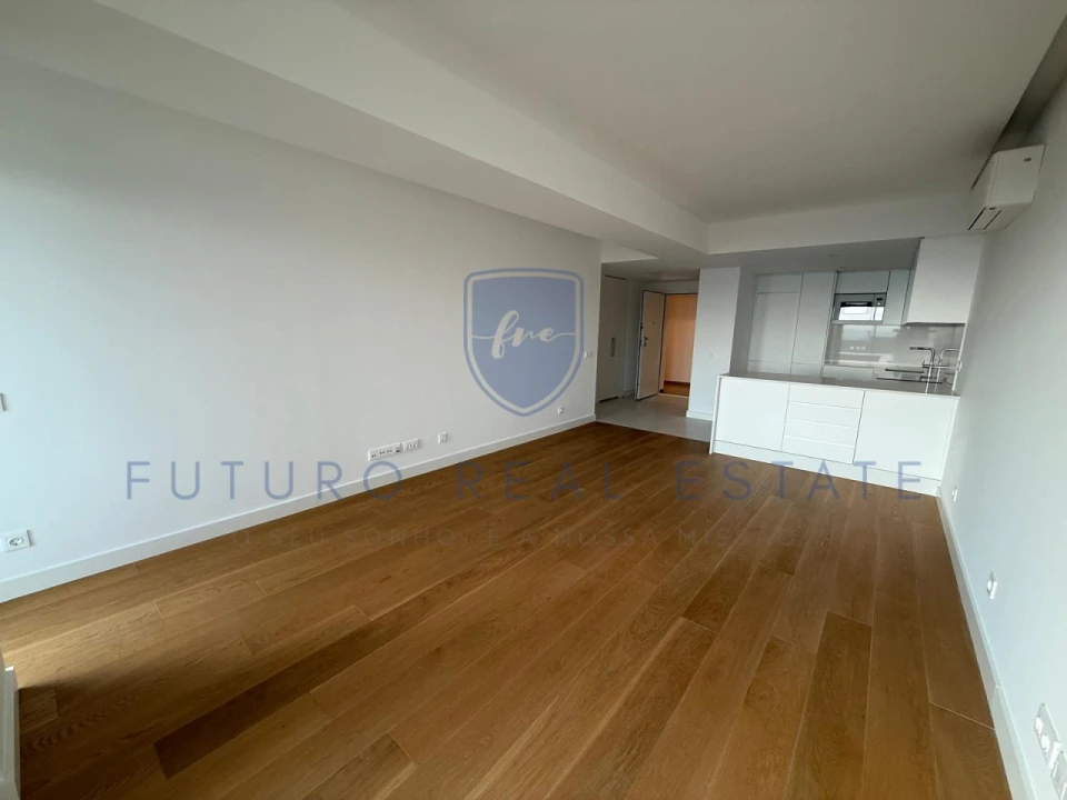 Apartamento T3 para Venda em São Martinho Foto 4