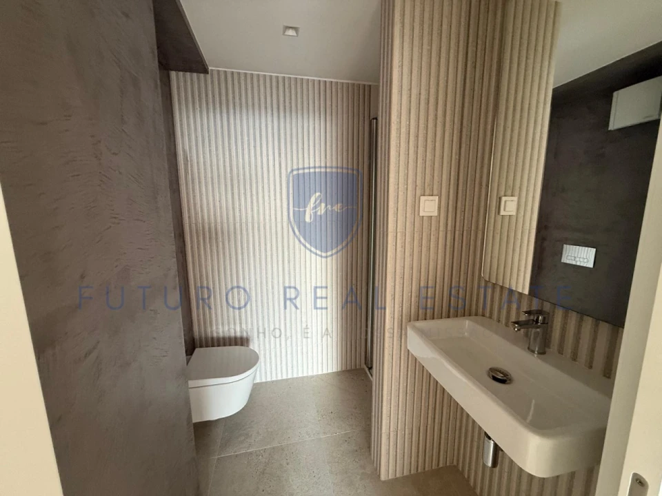 Apartamento T3 para Venda em São Martinho Foto 18