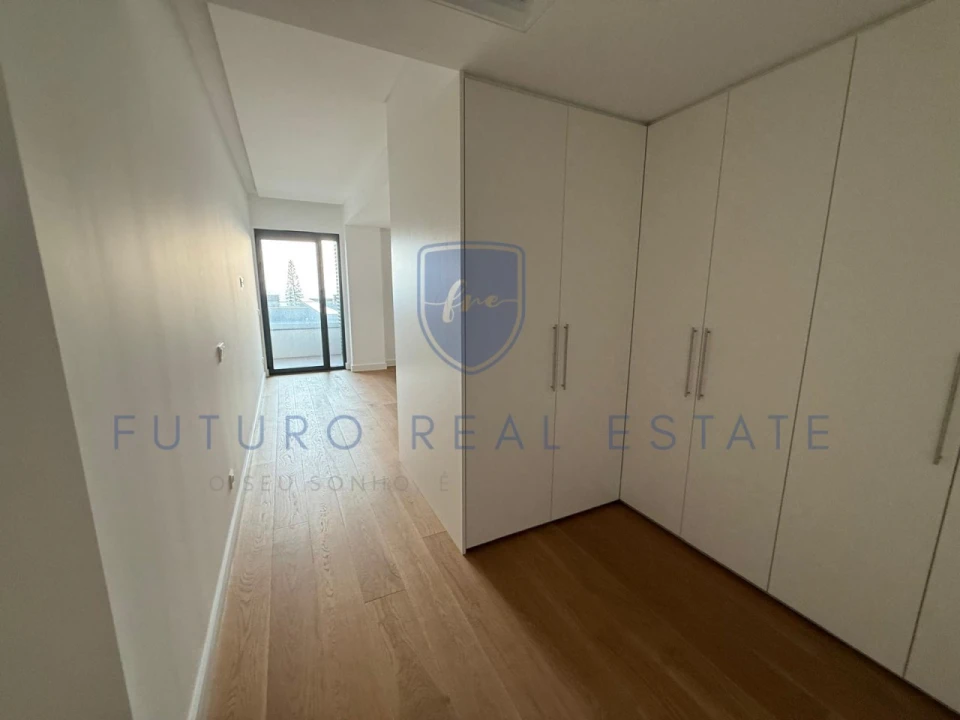 Apartamento T3 para Venda em São Martinho Foto 8