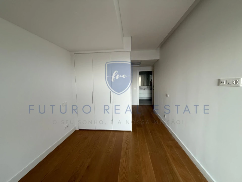 Apartamento T3 para Venda em São Martinho Foto 13