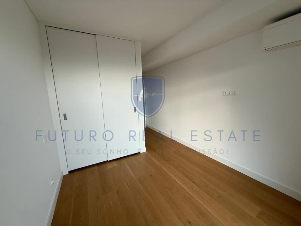Apartamento T3 para Venda em São Martinho Foto 14