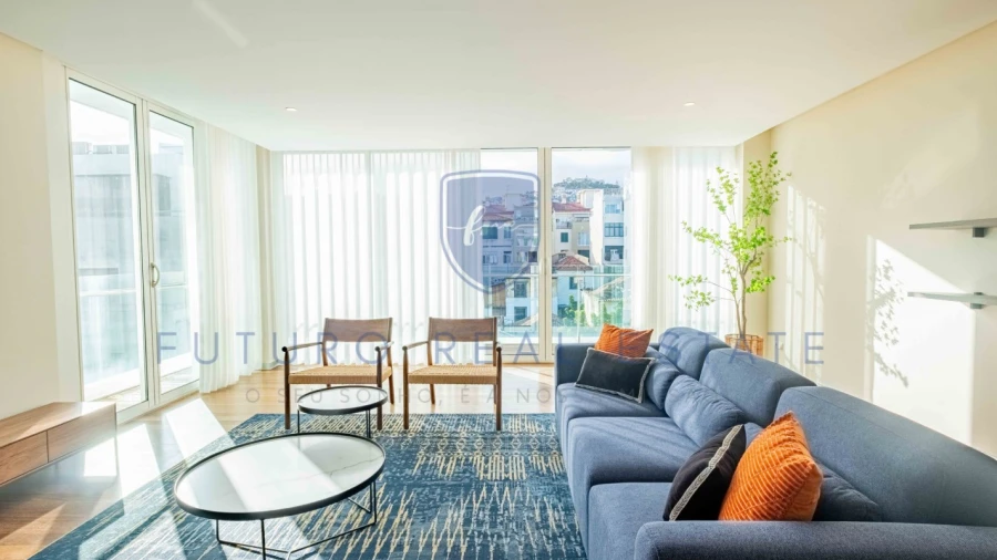 Apartamento T3 para Venda em Funchal (Se)