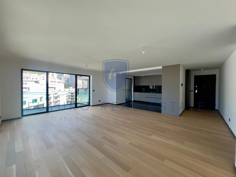 Apartamento T3 para Venda em São Martinho Foto 4