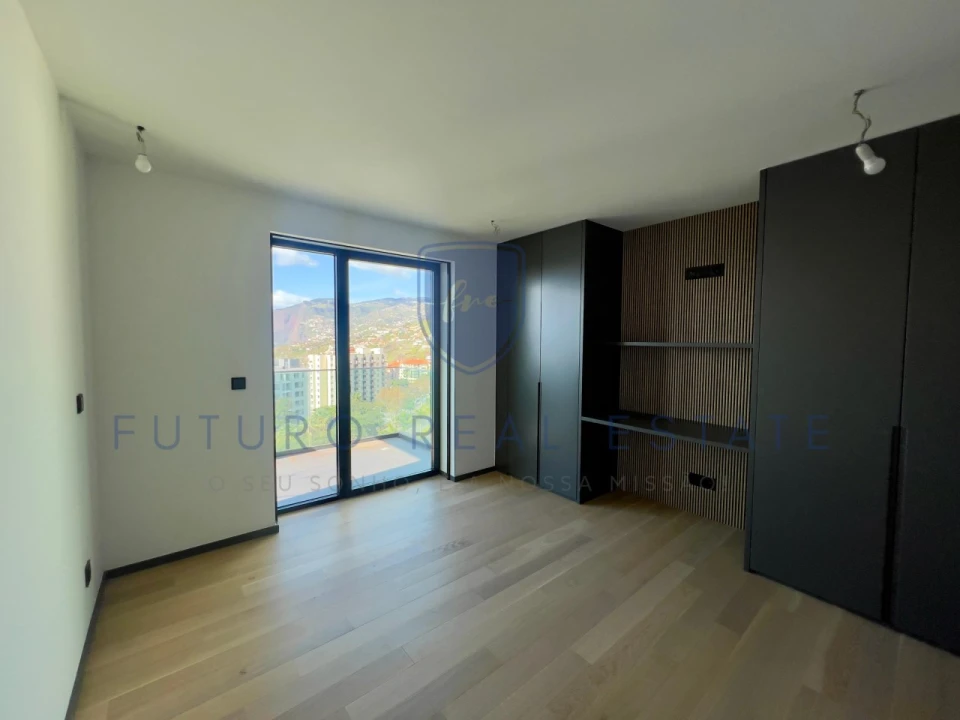 Apartamento T3 para Venda em São Martinho Foto 15