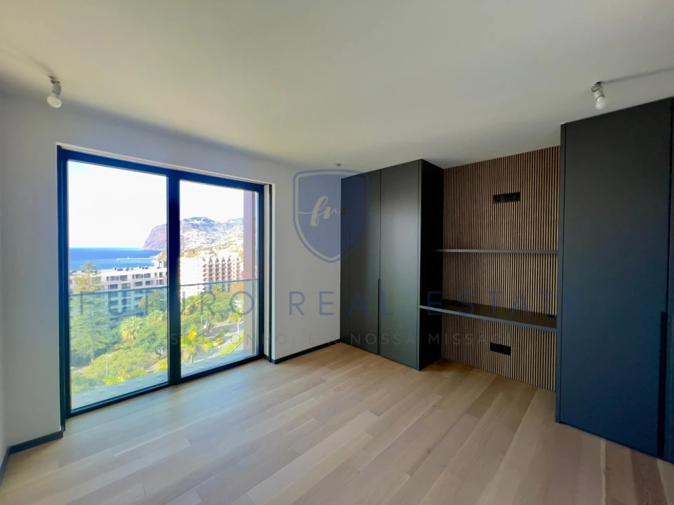 Apartamento T3 para Venda em São Martinho Foto 14