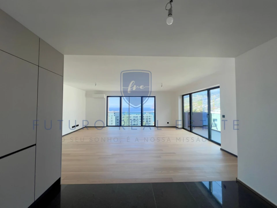 Apartamento T3 para Venda em São Martinho Foto 7