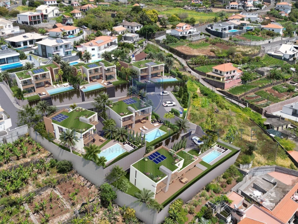 Moradia T3 para Venda em Arco da Calheta Foto 34