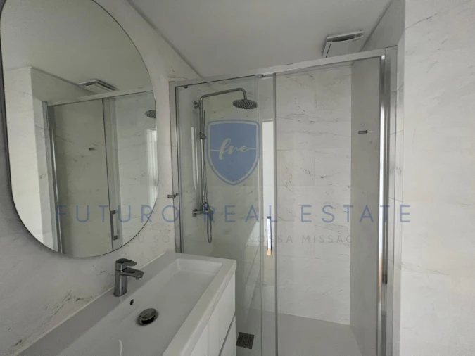 Apartamento T3 para Venda em São Martinho Foto 16