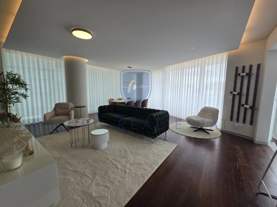 Apartamento T4 para Venda em Funchal (Se) Foto 14