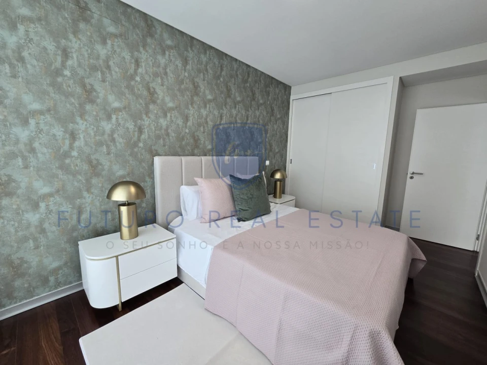 Apartamento T4 para Venda em Funchal (Se) Foto 25
