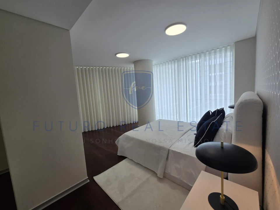 Apartamento T4 para Venda em Funchal (Se) Foto 37