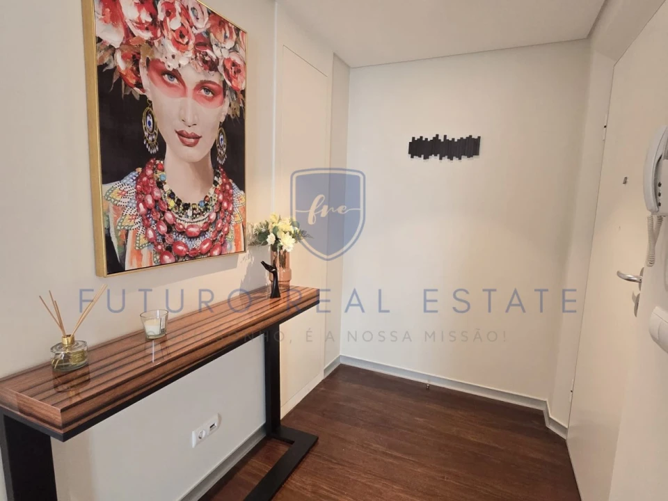 Apartamento T4 para Venda em Funchal (Se) Foto 2