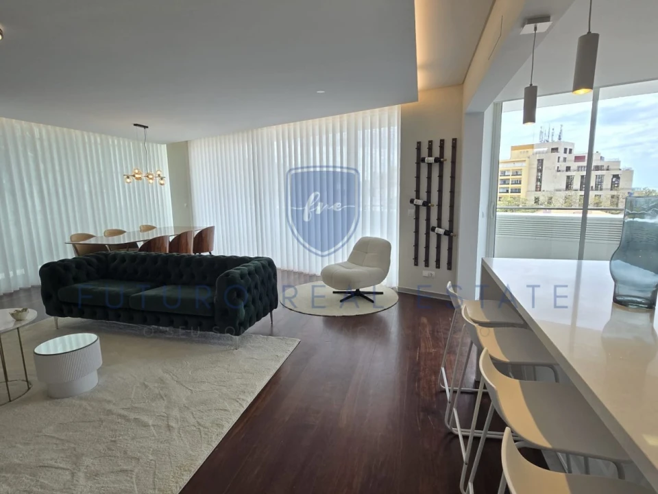 Apartamento T4 para Venda em Funchal (Se) Foto 13