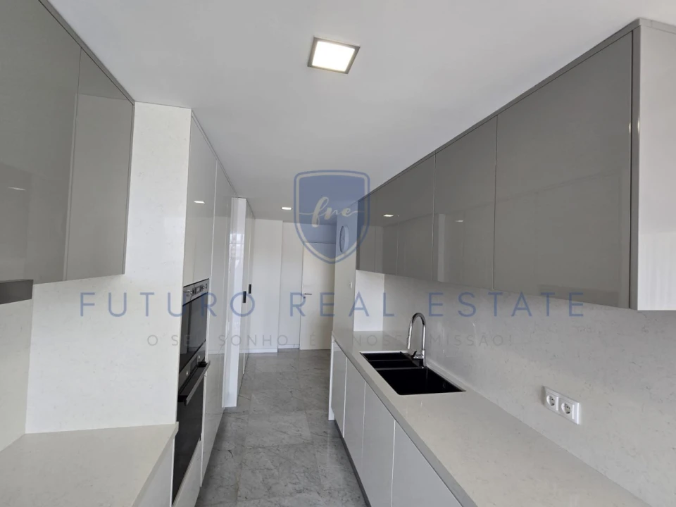 Apartamento T4 para Venda em Funchal (Se) Foto 22