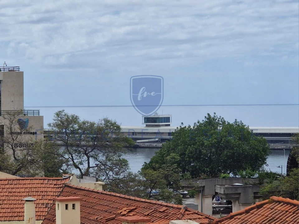 Apartamento T4 para Venda em Funchal (Se) Foto 1