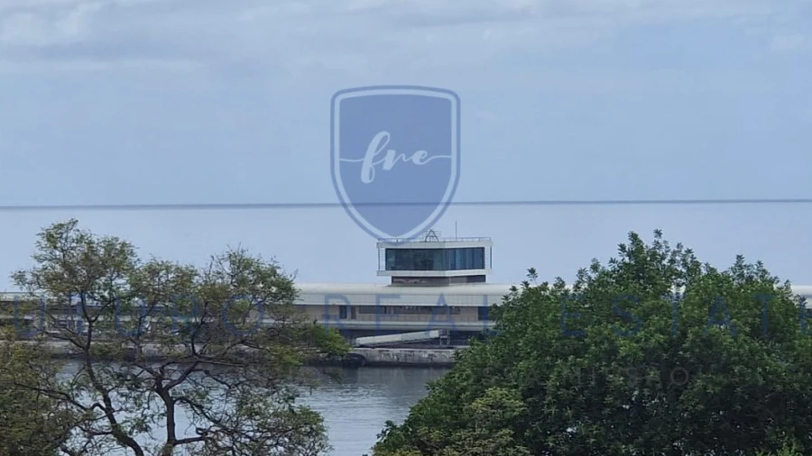 Apartamento T4 para Venda em Funchal (Se)