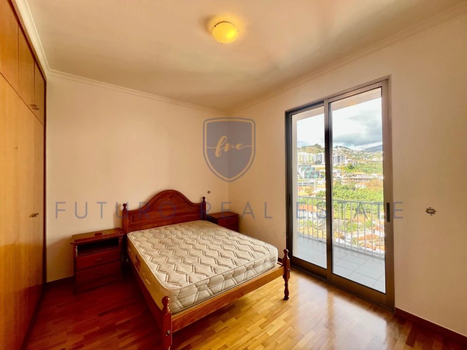 Apartamento T2 para Venda em Funchal (São Pedro) Foto 9