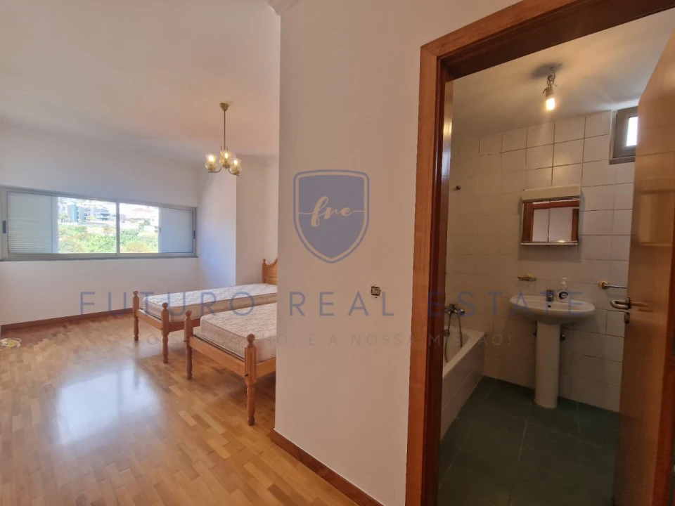 Apartamento T2 para Venda em Funchal (São Pedro) Foto 13