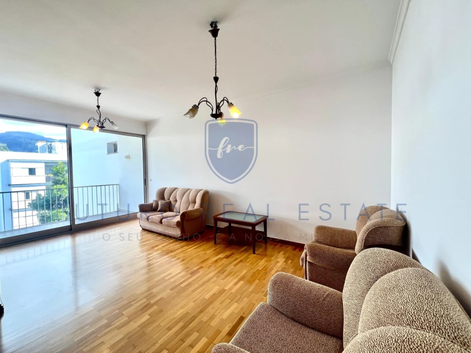Apartamento T2 para Venda em Funchal (São Pedro) Foto 3